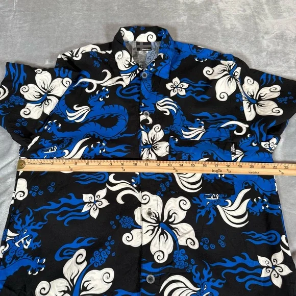 Vintage No Fear Hawaiian Shirt Mens M Dragon Print Rayon Blend USA 90s - Picture 7 of 8
